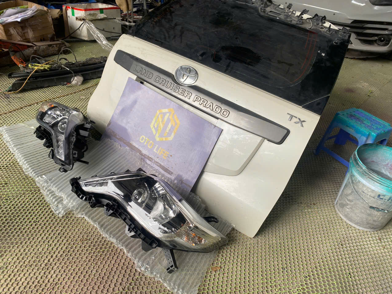 Cốp sau Toyota Prado 2010 - 2020, cửa hậu sau Toyota Prado 2010 đến 2020, mã 6700-60f50